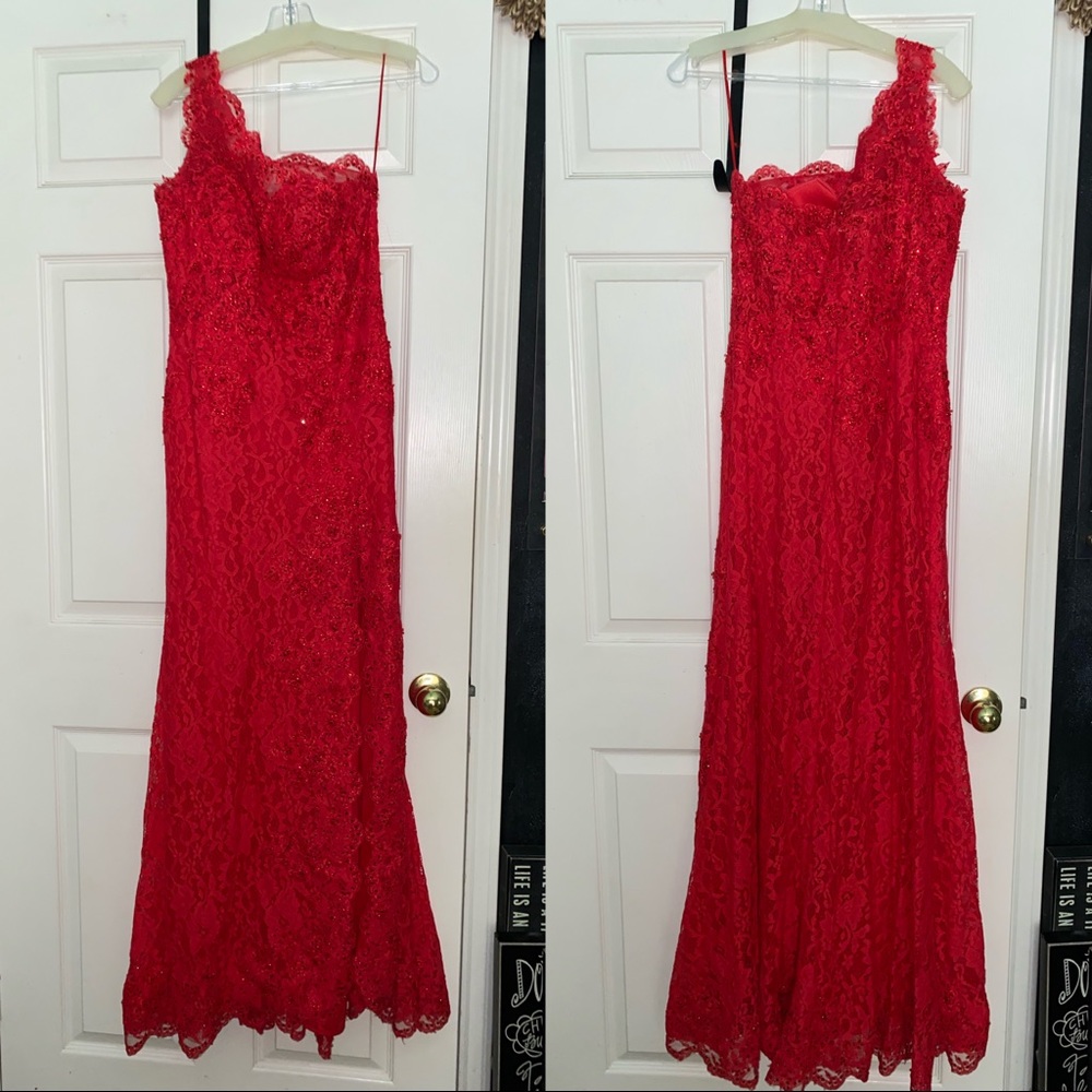 Red Lace Formal Gown